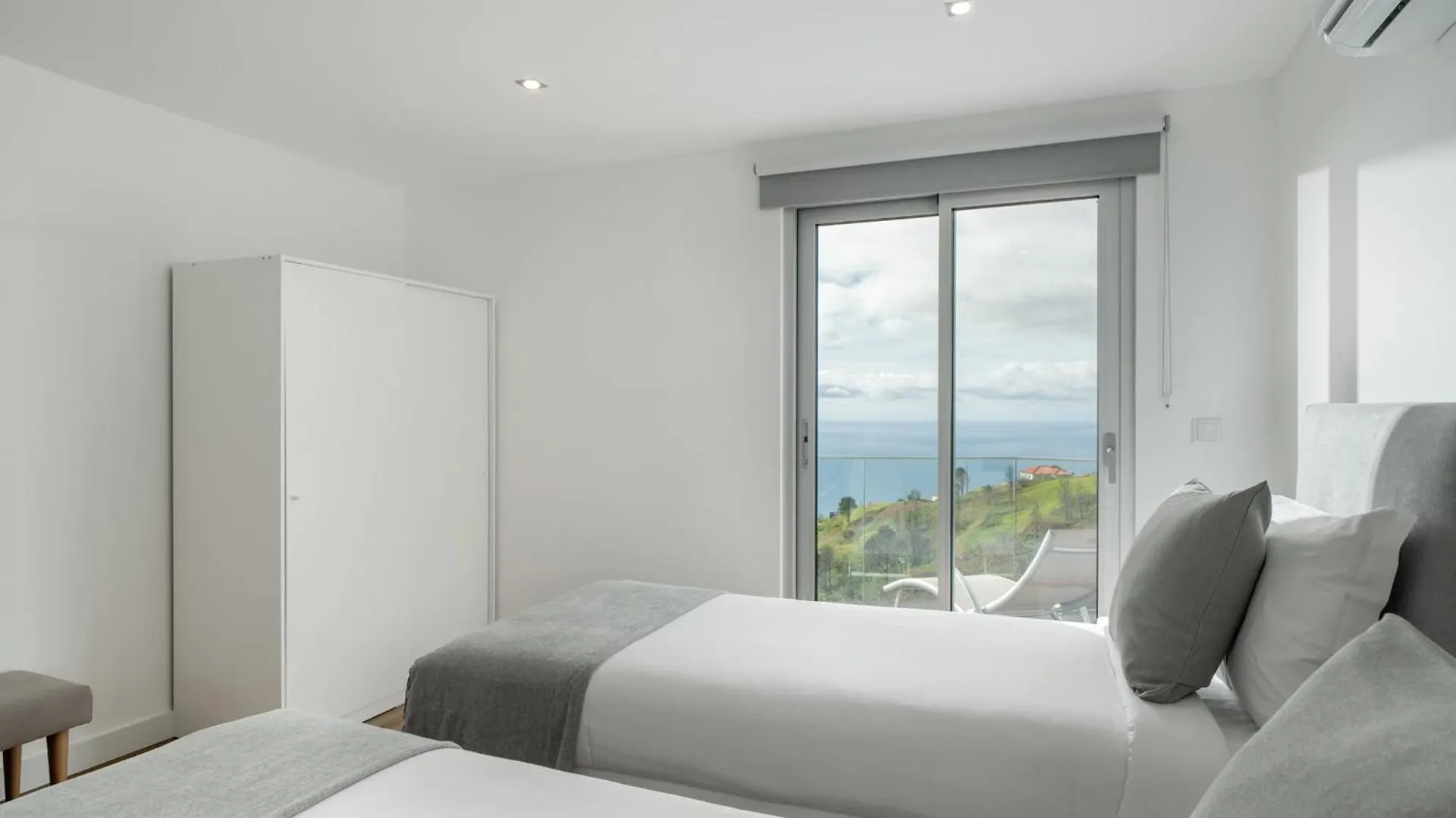 With Pool And Sea View - Vila Da Ribeira Da Vaca Calheta  Holiday home Calheta (Madeira)