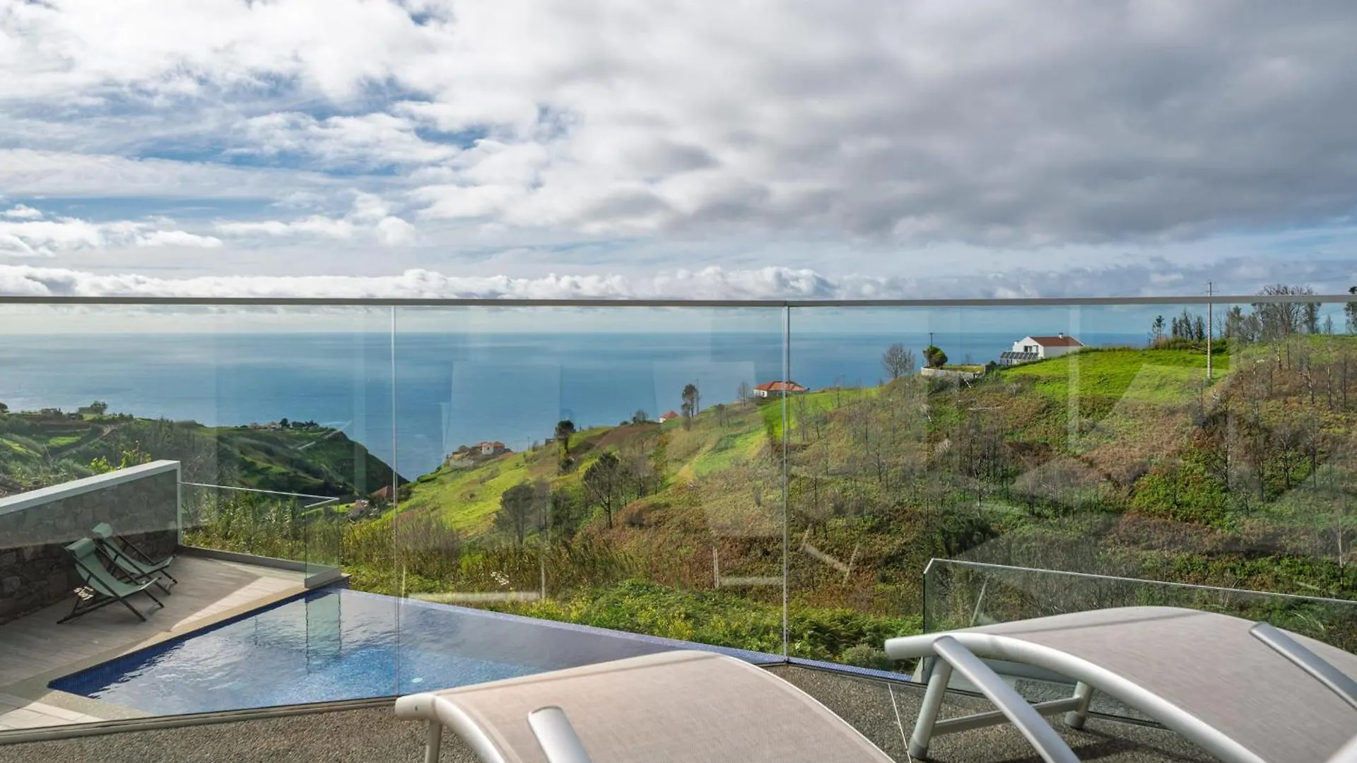 With Pool And Sea View - Vila Da Ribeira Da Vaca Calheta  0*, Calheta (Madeira)